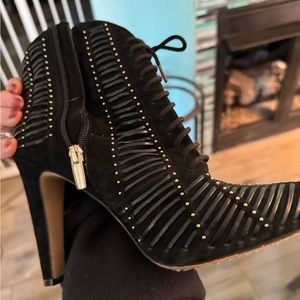Vince Camoto size 38 (8M) black and gold booties.